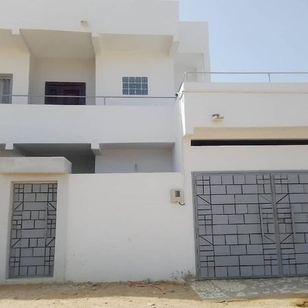 Villa Diambars Sali Tapé Esterno foto