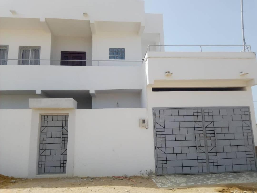 Villa Diambars Sali Tapé Esterno foto